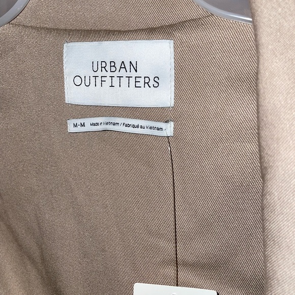 Trench coat - Picture 3 of 4